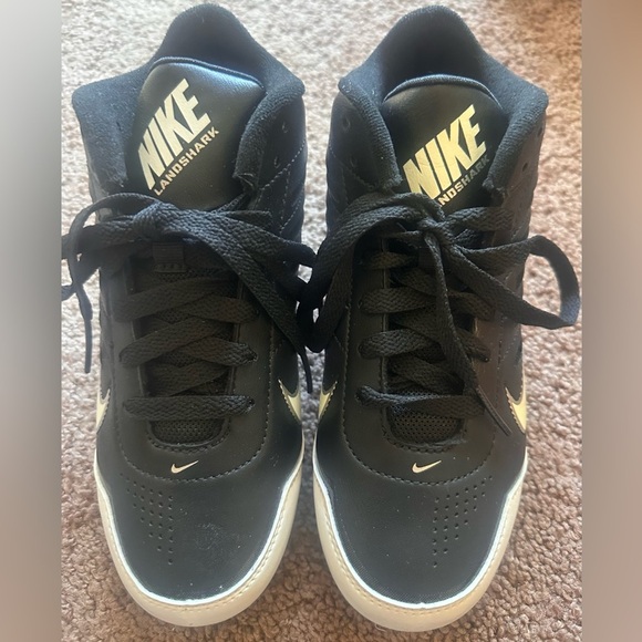 Nike Land Shark Football Youth Cleats - Picture 1 of 6